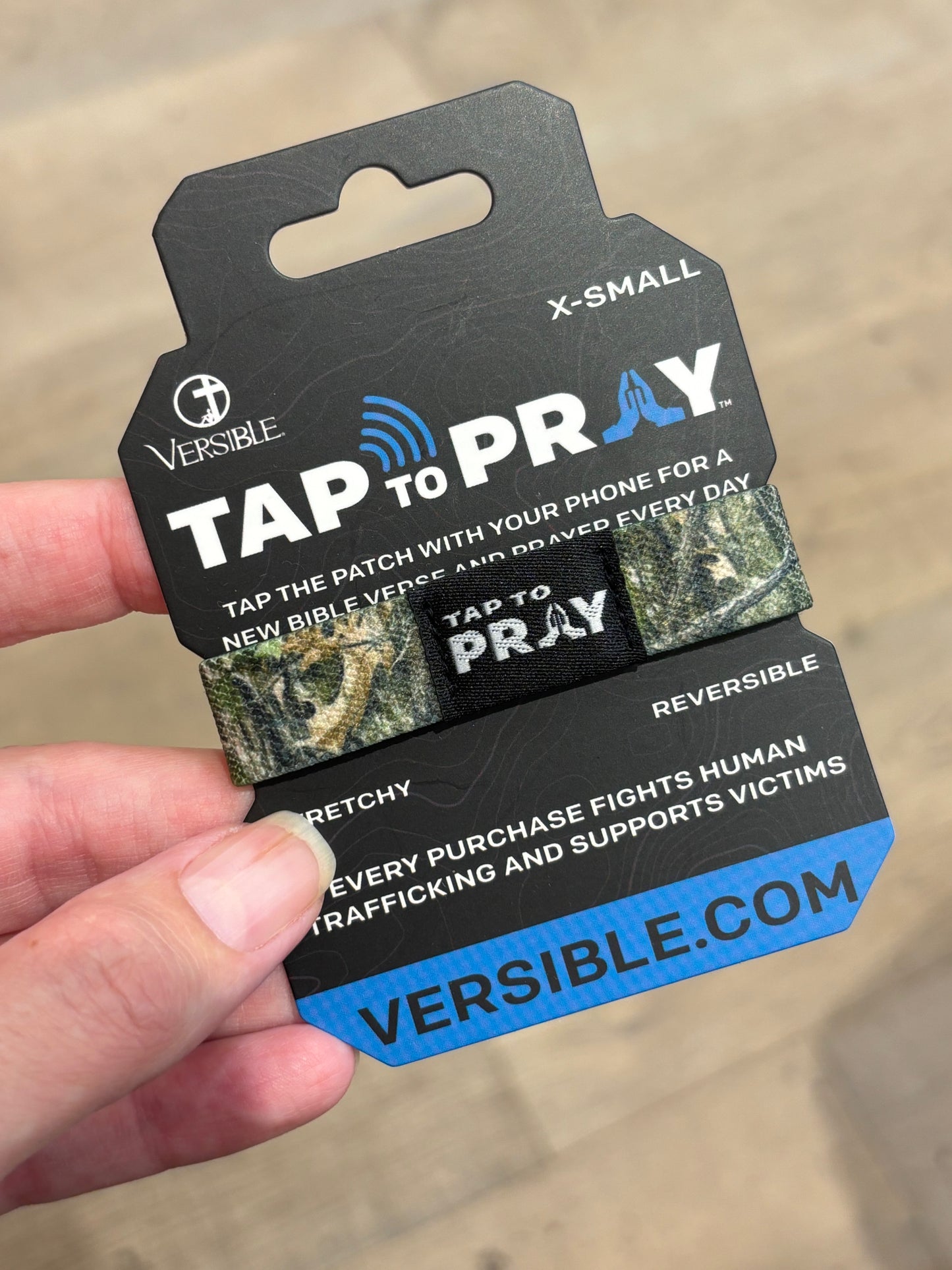 Versible ~ Tap To Pray Stretchy Band