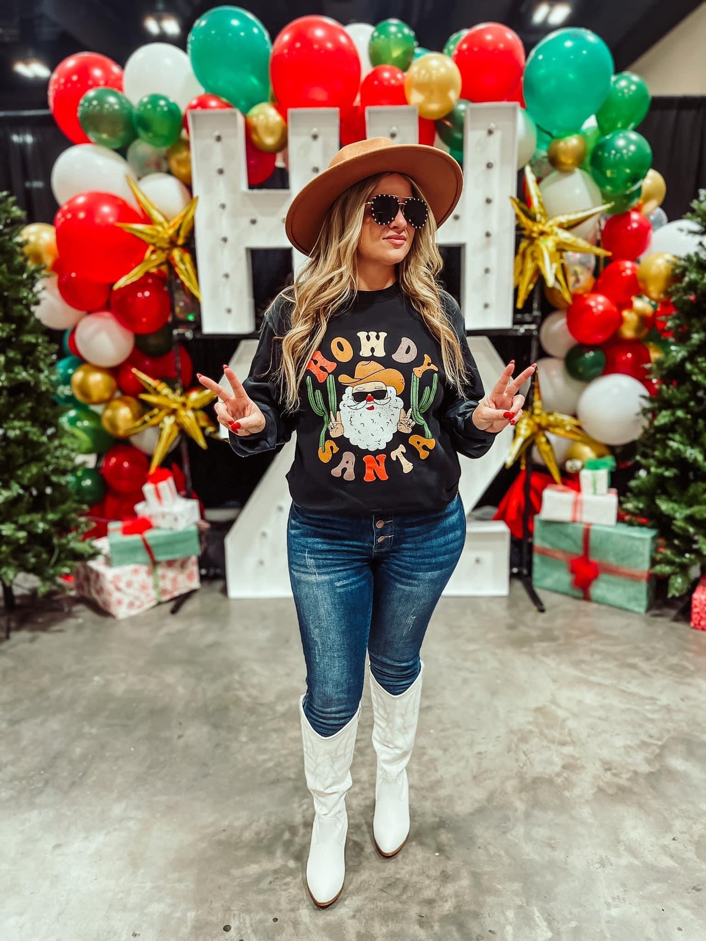 Howdy Santa - Black Christmas Crewneck Sweatshirt