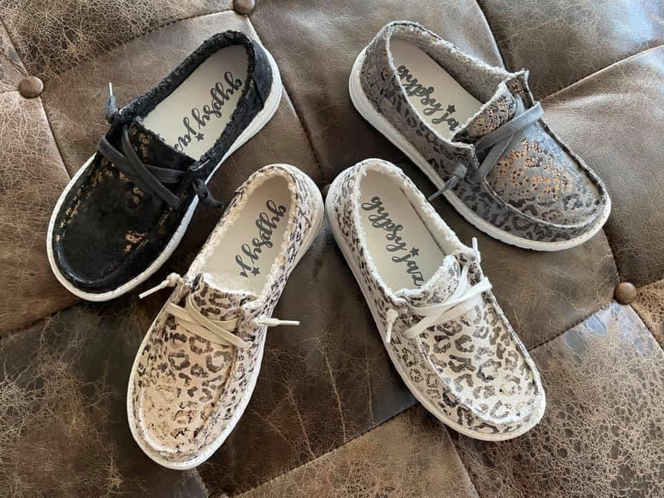 Jazzy ~ Black Fur Lined Slip-On’s