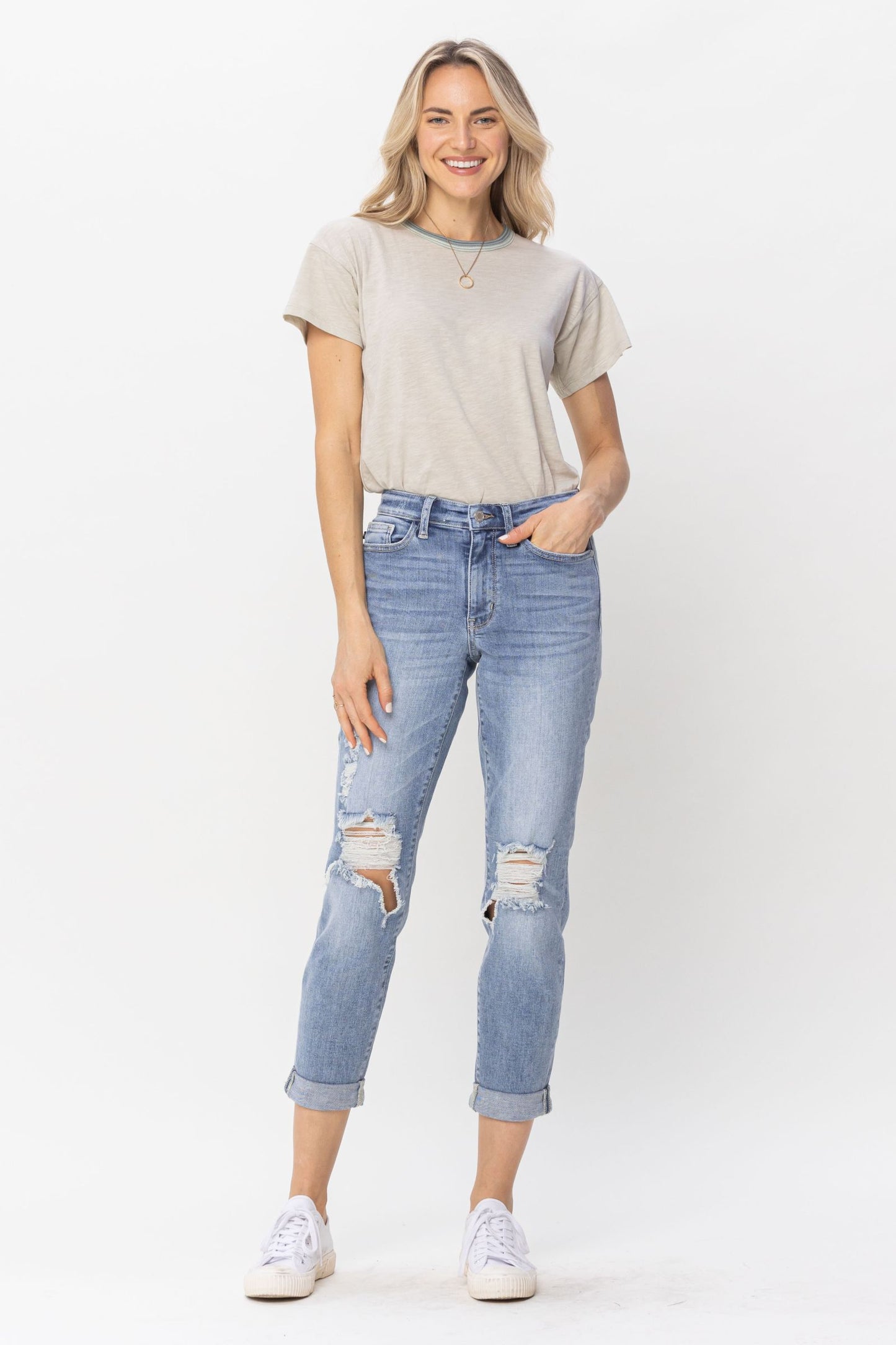 Maddie ~ Light Wash Boyfriend Fit Judy Blue Jeans