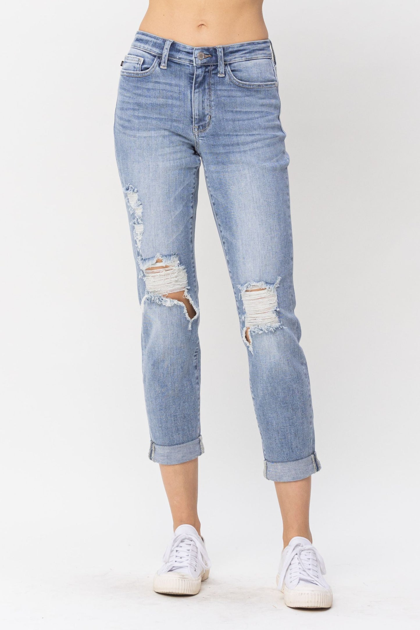 Maddie ~ Light Wash Boyfriend Fit Judy Blue Jeans