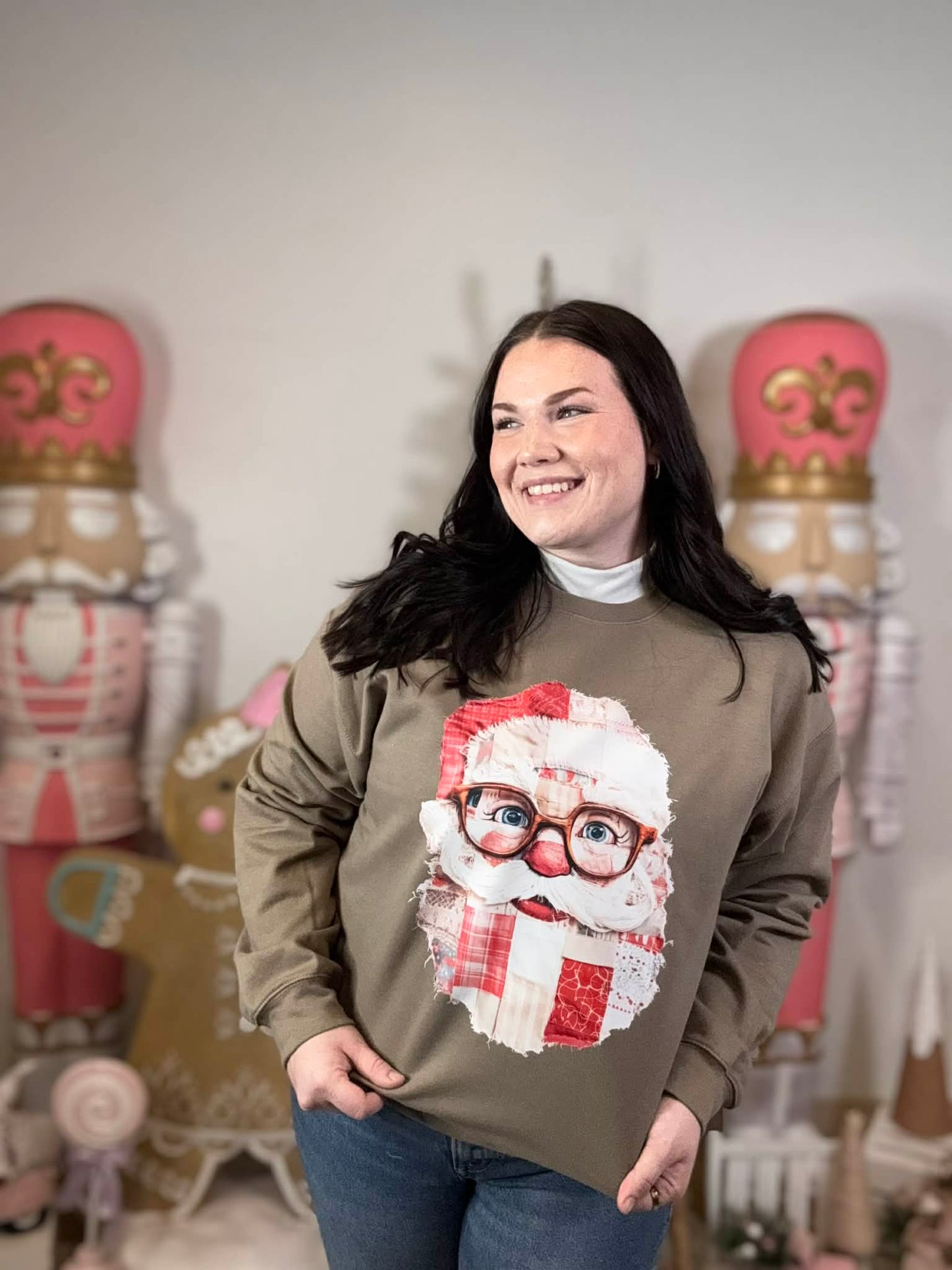 Patchwork Santa Crewneck Sweathsirt