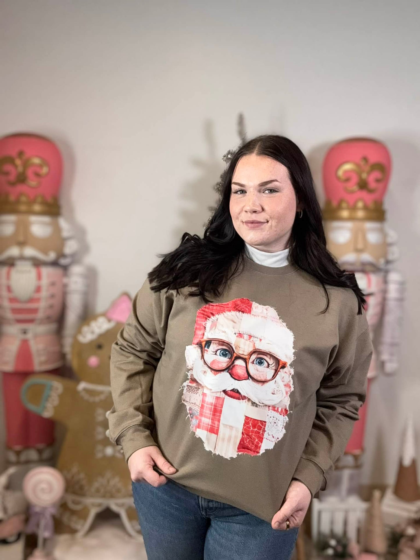 Patchwork Santa Crewneck Sweathsirt