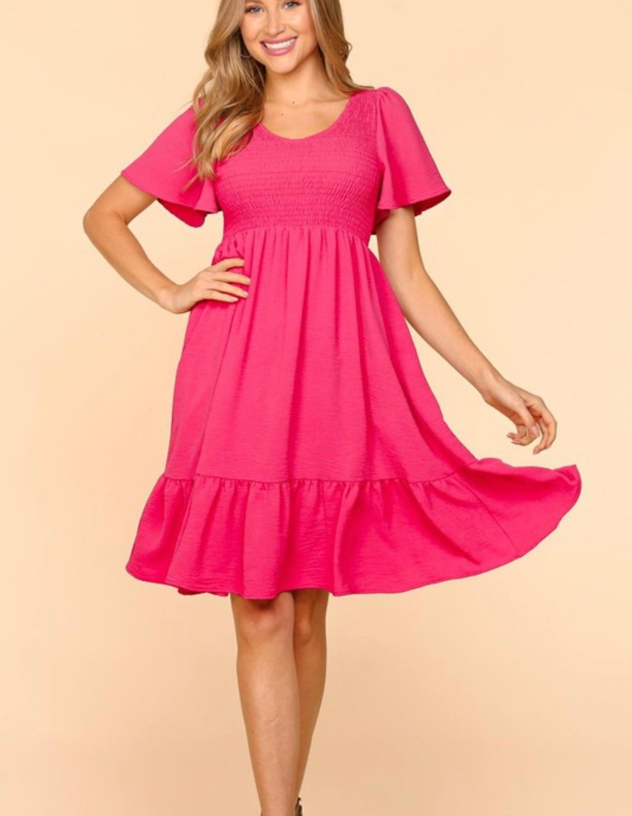 Stealing Looks ~ Emerald Green and Fuchsia Flutter Sleeve Dress