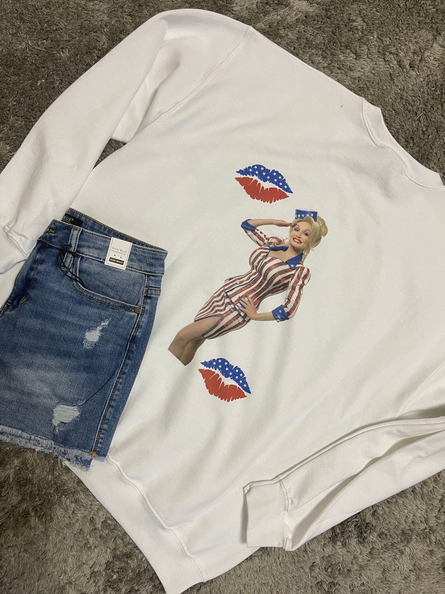 Dolly For President ~ Patriotic Graphic tee or Sweatshirt