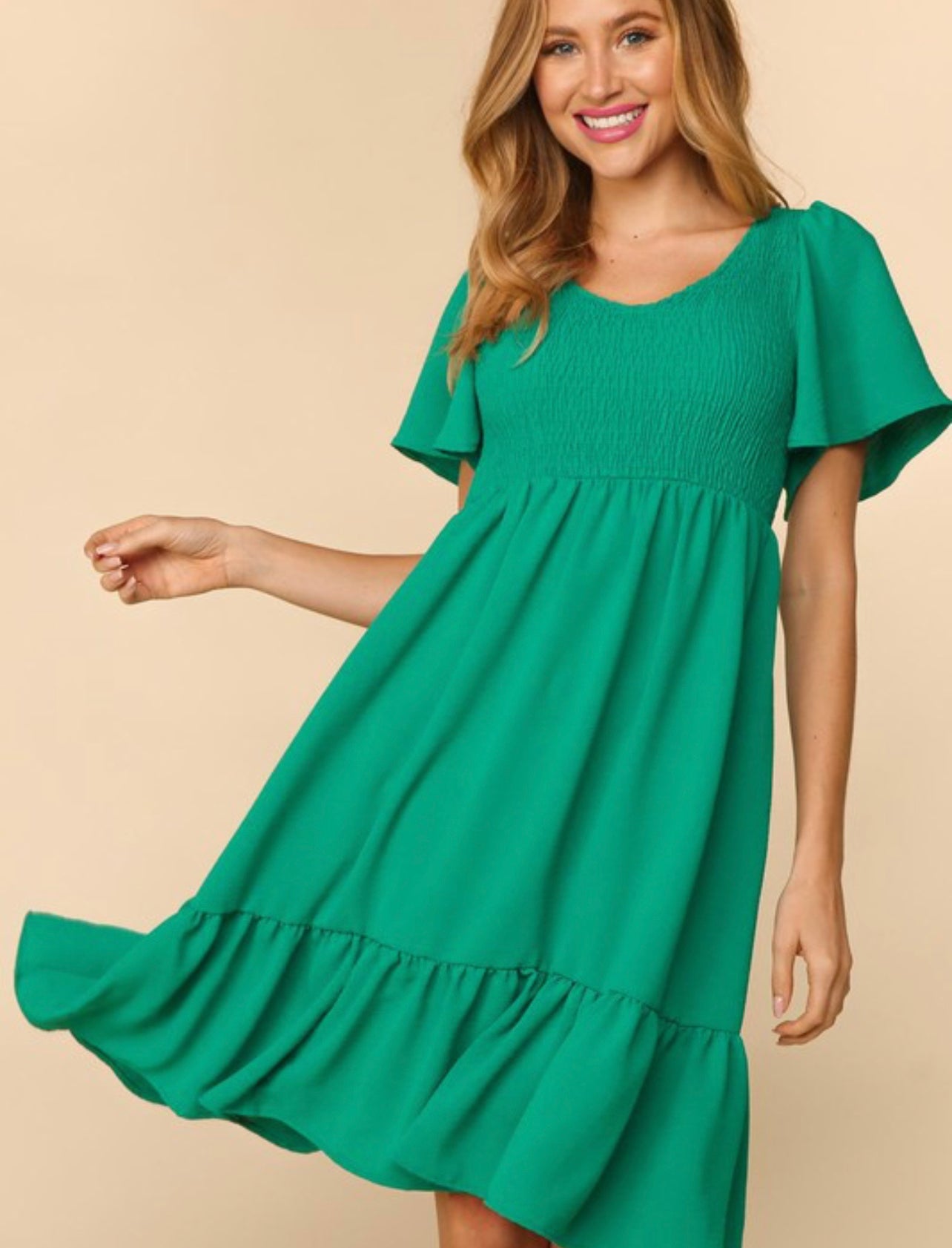 Stealing Looks ~ Emerald Green and Fuchsia Flutter Sleeve Dress