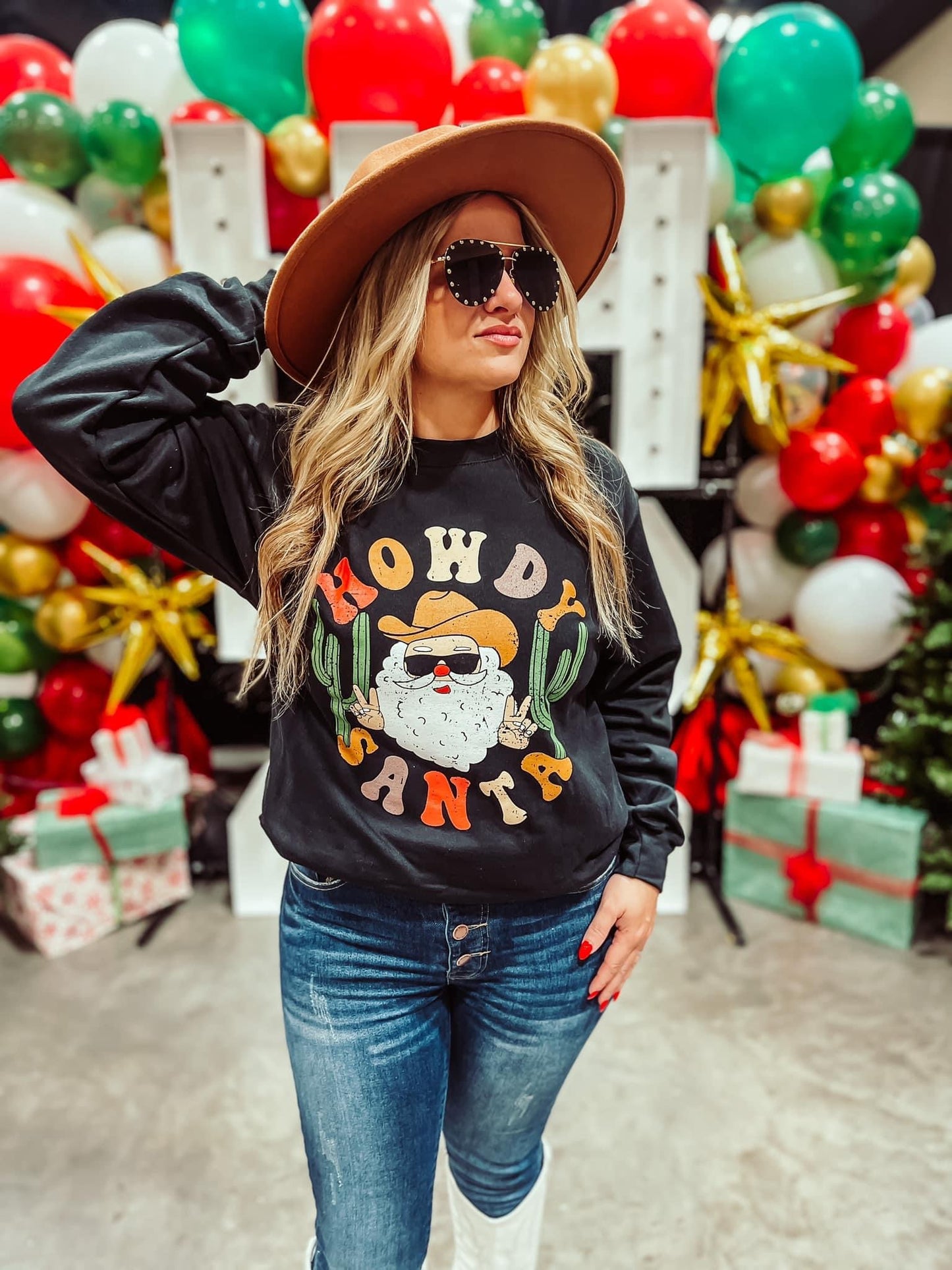 Howdy Santa - Black Christmas Crewneck Sweatshirt